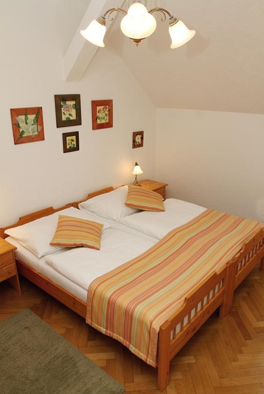 Hotel Sant Georg Garni Mariánské Lázně Zimmer foto